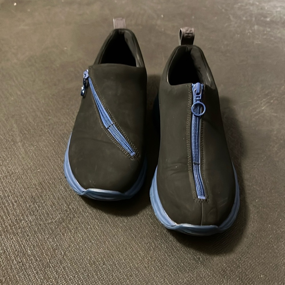 Camper Black sneakers size 40 / 9